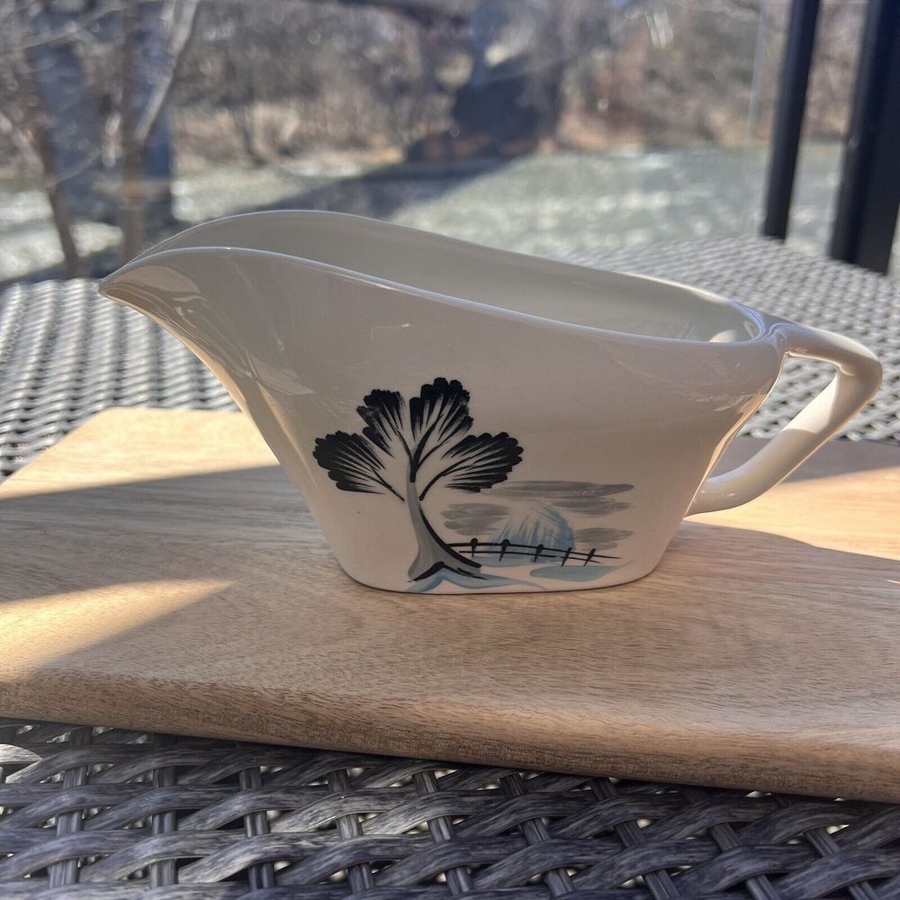 JEG Meakin Horizons England Gravy Boat‎ South Seas Pattern Art Deco Blue & Black
